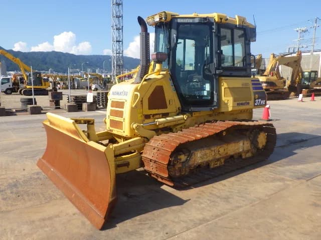 Máy ủi Komatsu D37PXI-23