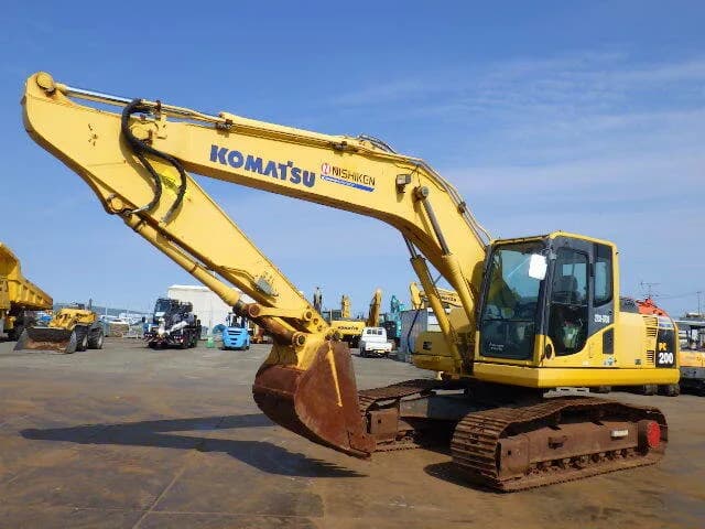Máy đào Komatsu PC200-8N1